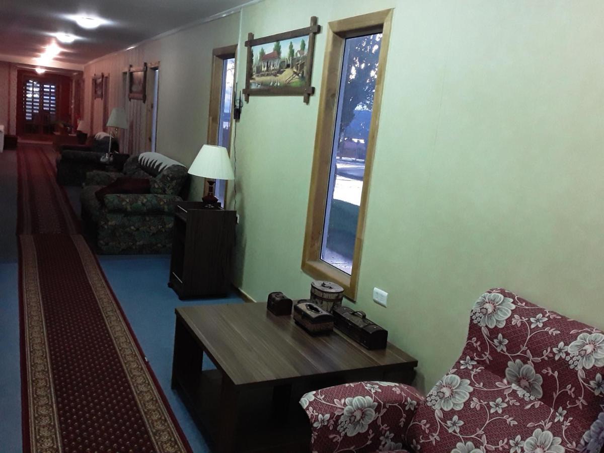 Hostal Don Pedro Пуэрто-Наталес Экстерьер фото