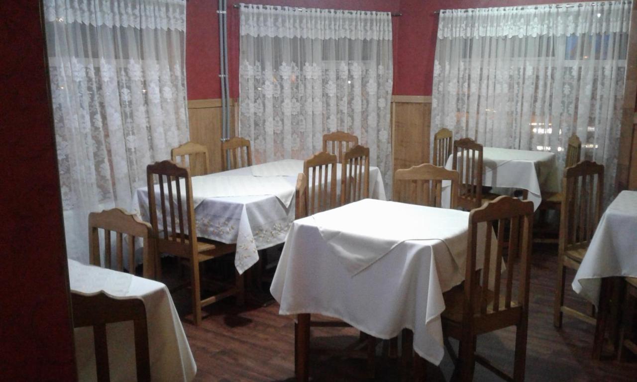 Hostal Don Pedro Пуэрто-Наталес Экстерьер фото